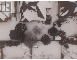 9 PARKVIEW DRIVE - 35