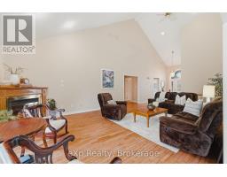 9 PARKVIEW DRIVE - 9