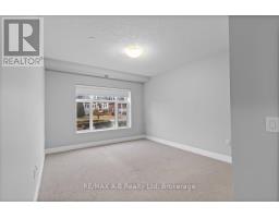 109 - 235 JOHN STREET N - 16