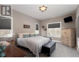 32 NORTH POINTE DRIVE - 22