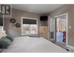 32 NORTH POINTE DRIVE - 23