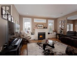 32 NORTH POINTE DRIVE - 8