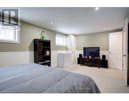 270 HOME STREET - 32