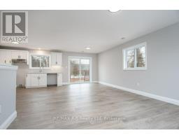 38 JACOB ST STREET E - 15