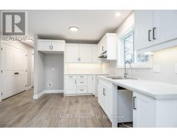 38 JACOB ST STREET E - 22