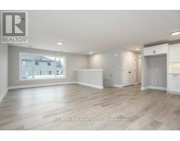 38 JACOB ST STREET E - 23