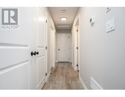 38 JACOB ST STREET E - 25