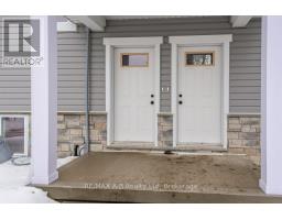 38 JACOB ST STREET E - 4