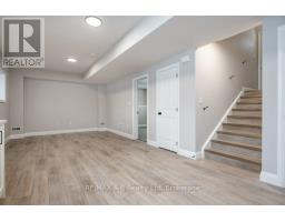 38 JACOB ST STREET E - 43