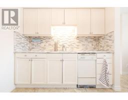 11 - 88 AVONWOOD DRIVE - 11