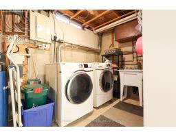 11 - 88 AVONWOOD DRIVE - 38