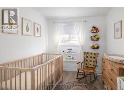 12 - 91 AVONWOOD DRIVE - 18