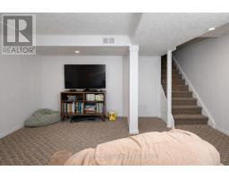 12 - 91 AVONWOOD DRIVE - 21