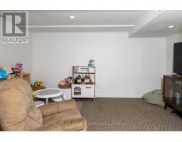 12 - 91 AVONWOOD DRIVE - 22