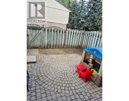 12 - 91 AVONWOOD DRIVE - 24