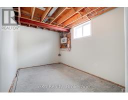 725 BINNING STREET W - 27