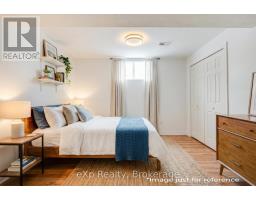 725 BINNING STREET W - 30