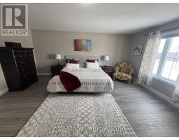 654 WRAY AVENUE S - 21