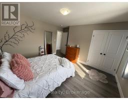 654 WRAY AVENUE S - 29