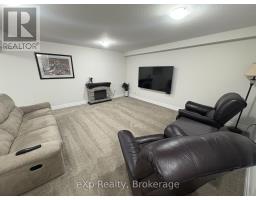 654 WRAY AVENUE S - 34