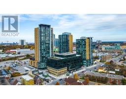 1810 - 108 GARMENT STREET - 39