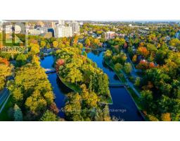 1810 - 108 GARMENT STREET - 41