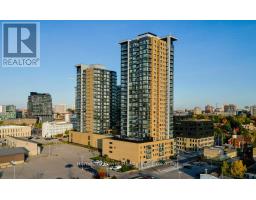 1810 - 108 GARMENT STREET - 44