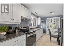 248 REDFORD CRESCENT - 11