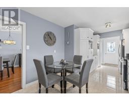 248 REDFORD CRESCENT - 14