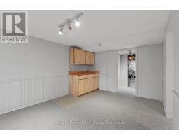 248 REDFORD CRESCENT - 29