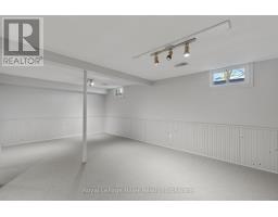 248 REDFORD CRESCENT - 31