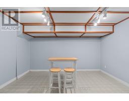 248 REDFORD CRESCENT - 32