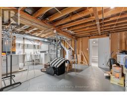 248 REDFORD CRESCENT - 35