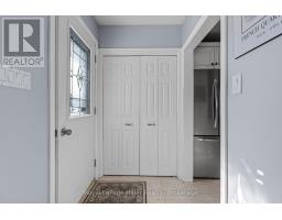 248 REDFORD CRESCENT - 4