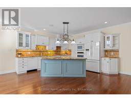 11 OAKWOOD LINKS LANE - 16