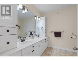 11 OAKWOOD LINKS LANE - 23