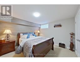 11 OAKWOOD LINKS LANE - 32