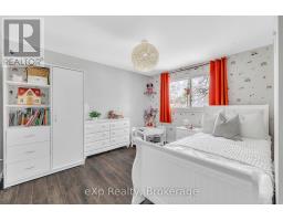 208 LINDEN DRIVE - 18