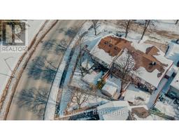 208 LINDEN DRIVE - 27