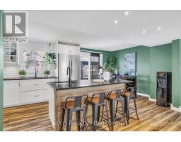 208 LINDEN DRIVE - 7