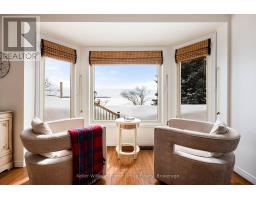 550 MAPLE AVENUE N - 11