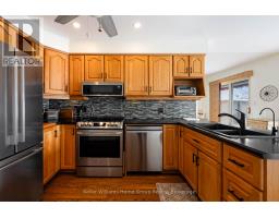 550 MAPLE AVENUE N - 16