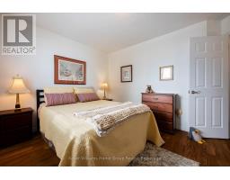 550 MAPLE AVENUE N - 23