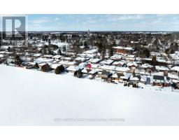 550 MAPLE AVENUE N - 44