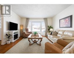 550 MAPLE AVENUE N - 5