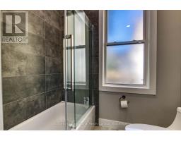 71 BRISCOE STREET E - 11