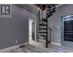 71 BRISCOE STREET E - 8