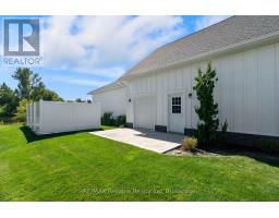 4 FAWN CREEK LANE - 39