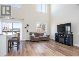 UNIT No.5 - 3202 LINE 37 VIVIAN LANE - 9