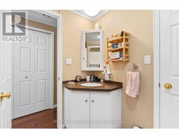 936 - 316489 31ST LINE - 13